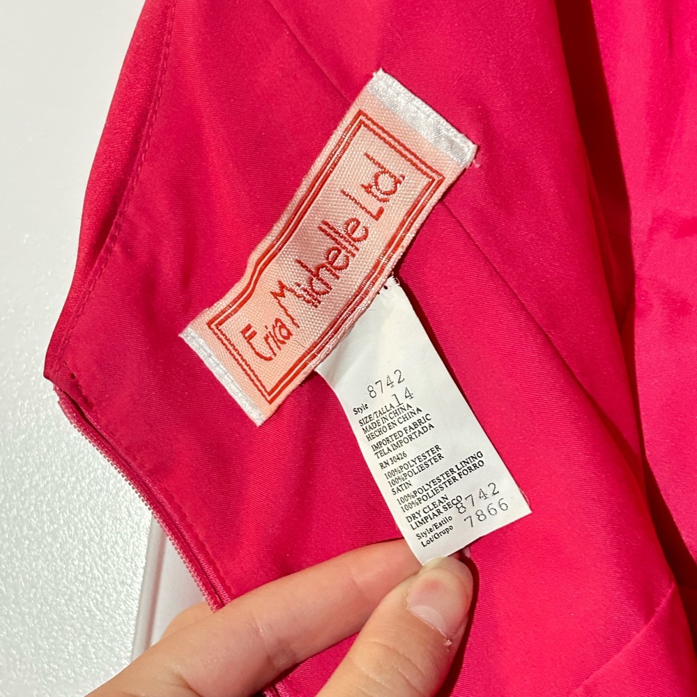 Hot pink tea length halter dress - Picture 4 of 4